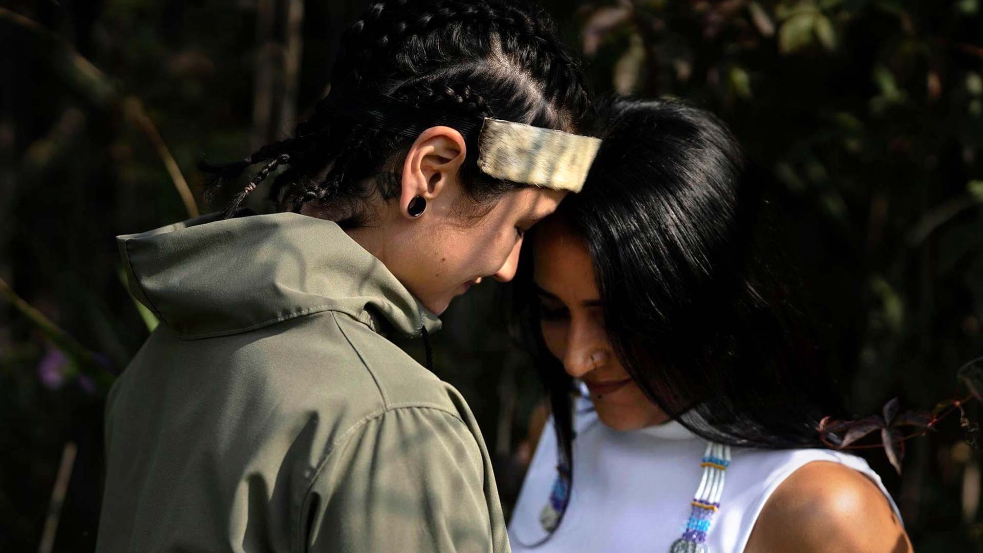 Two Spirit Couple Face Racism And Discrimination On Journey To Motherhood